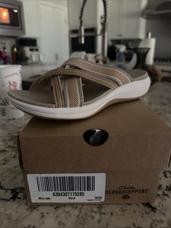 Clarks Shoes - Clarks Sand Cloudsteppers Slip-On Sandals
